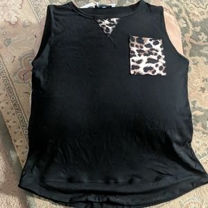 Black with leopard accents tank top Lg
